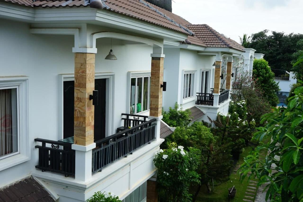 באטאמבנג Vimean Sovannaphoum Resort מראה חיצוני תמונה