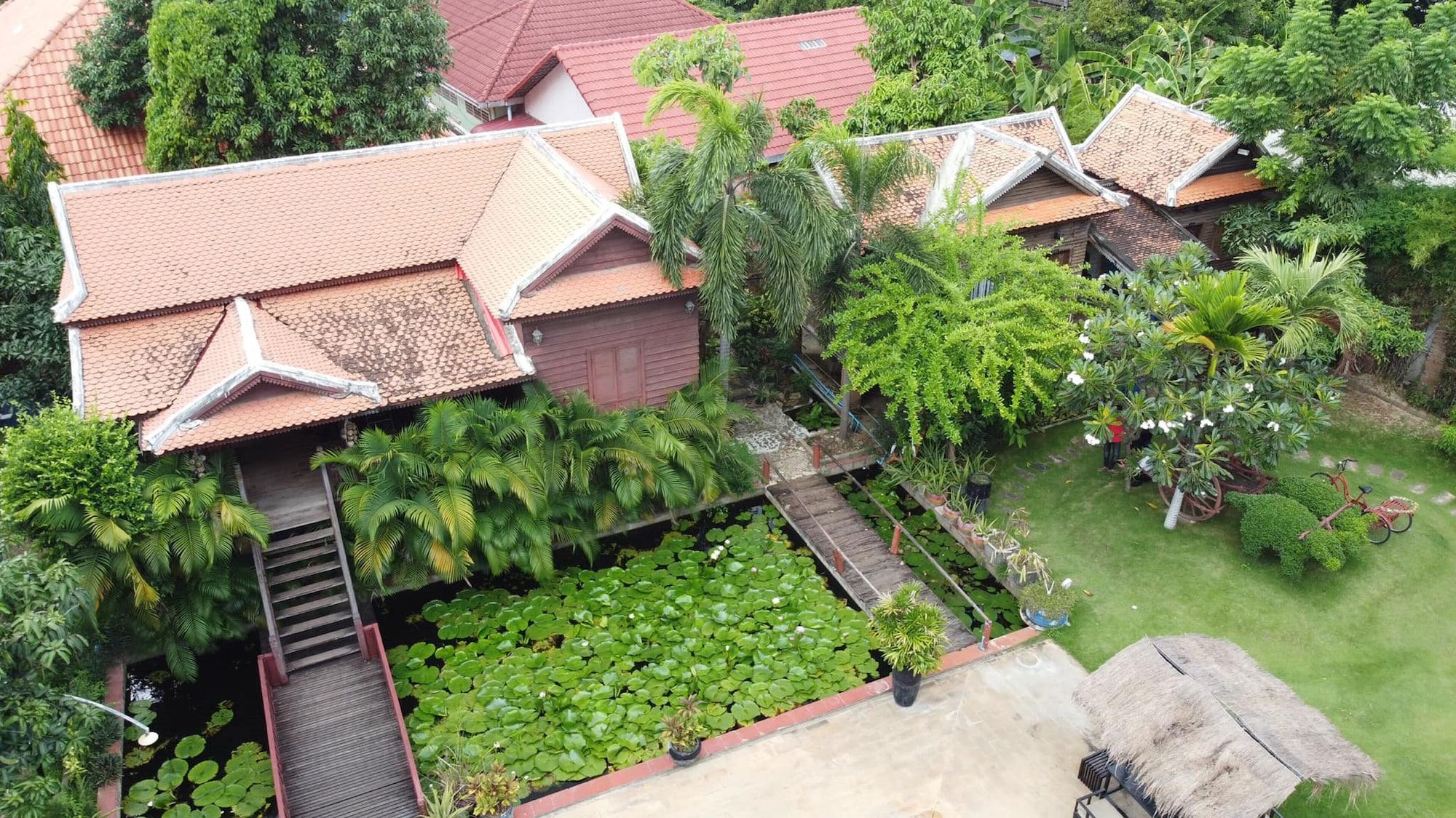 באטאמבנג Vimean Sovannaphoum Resort מראה חיצוני תמונה
